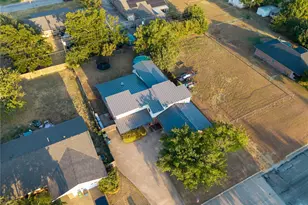124 Freese Dr, Sanger, TX 76266 - Photo 5