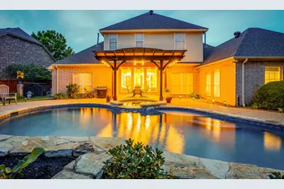 912 Thomas Crossing Drive, Fort Worth, TX 76028 - Photo 25