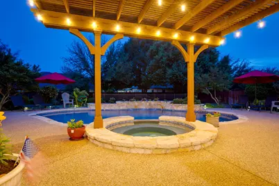 912 Thomas Crossing Drive, Fort Worth, TX 76028 - Photo 21