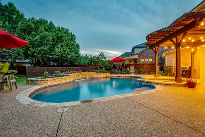 912 Thomas Crossing Drive, Fort Worth, TX 76028 - Photo 29