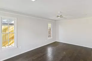 813 Chaparral Ct, Bedford, TX 76022 - Photo 9