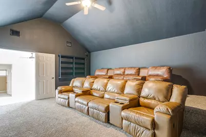 6898 Valley Brook Drive, Frisco, TX 75035 - Photo 17