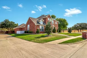 1500 Bastrop Dr, Carrollton, TX 75010 - Photo 3