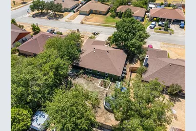208 Pebblestone Drive, Benbrook, TX 76126 - Photo 39