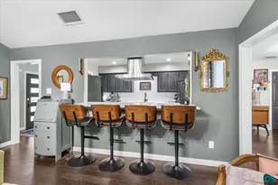 208 Pebblestone Dr, Benbrook, TX 76126 - Photo 11