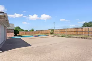 10005 Polo Park Cir, Waco, TX 76712 - Photo 35