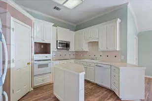 10005 Polo Park Cir, Waco, TX 76712 - Photo 17