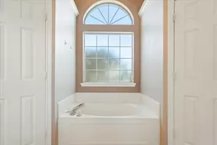 10005 Polo Park Cir, Waco, TX 76712 - Photo 23