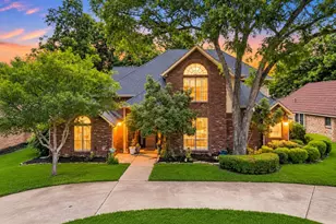 1909 Pecan Ridge Dr, Rowlett, TX 75088 - Photo 1