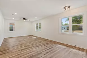 813 N 57th St, Waco, TX 76710 - Photo 5