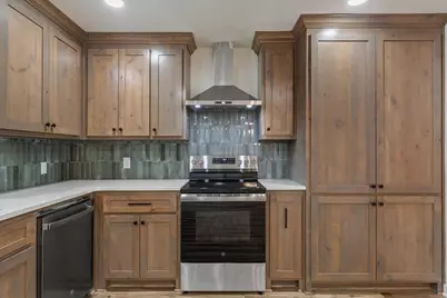 813 N 57th Street, Waco, TX 76710 - Photo 3