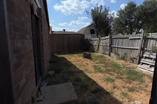 9419 Culberson St, Dallas, TX 75227 - Photo 15