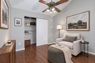 1730 Glencairn Ln, Lewisville, TX 75067 - Photo 5