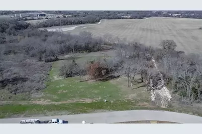 1665 Private Access 60200, Burleson, TX 76028 - Photo 1