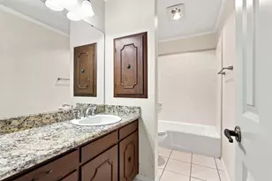 3904 Shady Valley Dr, Arlington, TX 76013 - Photo 19