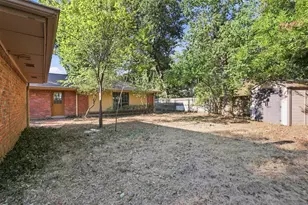 3904 Shady Valley Dr, Arlington, TX 76013 - Photo 37