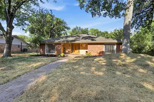 3904 Shady Valley Dr, Arlington, TX 76013 - Photo 3