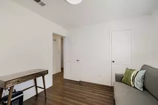 1900 Lomita Ln, Arlington, TX 76010 - Photo 19