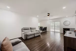 1900 Lomita Ln, Arlington, TX 76010 - Photo 5