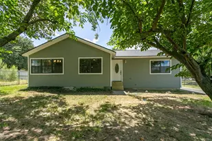 1346 S Reno Rd, Reno, TX 76082 - Photo 9