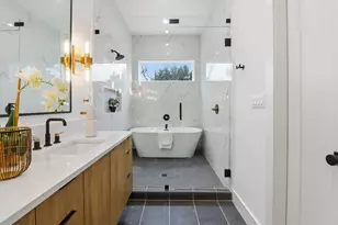 628 Wayne St, Dallas, TX 75223 - Photo 19