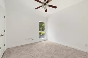 3648 Bluegrass Dr, Grand Prairie, TX 75052 - Photo 17
