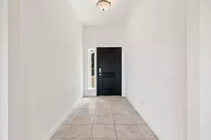 3648 Bluegrass Dr, Grand Prairie, TX 75052 - Photo 5