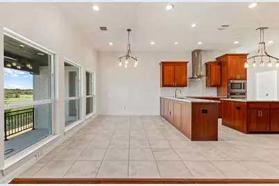 3648 Bluegrass Drive, Grand Prairie, TX 75052 - Photo 9
