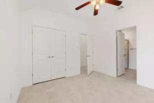 3648 Bluegrass Dr, Grand Prairie, TX 75052 - Photo 23