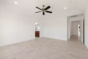 3648 Bluegrass Dr, Grand Prairie, TX 75052 - Photo 33