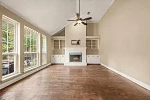 510 Anthony Dr, Euless, TX 76039 - Photo 5