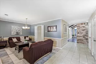919 Green Hills Rd, Duncanville, TX 75137 - Photo 5