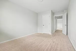 102 Troy Ln, Red Oak, TX 75154 - Photo 13