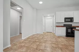 102 Troy Ln, Red Oak, TX 75154 - Photo 9