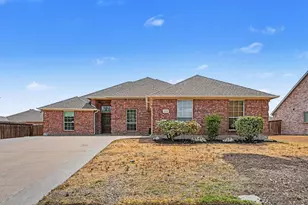 102 Troy Ln, Red Oak, TX 75154 - Photo 1