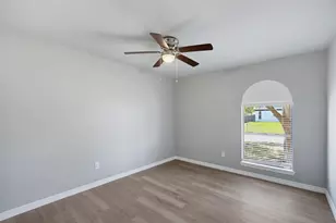 2105 Cottie Ln, Arlington, TX 76010 - Photo 25