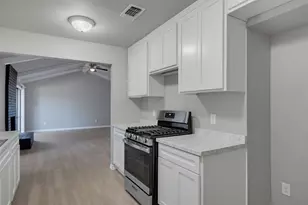 2105 Cottie Ln, Arlington, TX 76010 - Photo 19