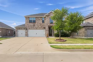 1620 Berry Rdg Trl, Aubrey, TX 76227 - Photo 1