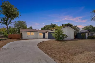 4649 South Drive W, Fort Worth, TX 76132 - Photo 1