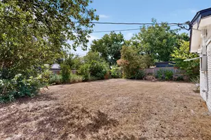 4649 South Dr W, Fort Worth, TX 76132 - Photo 33