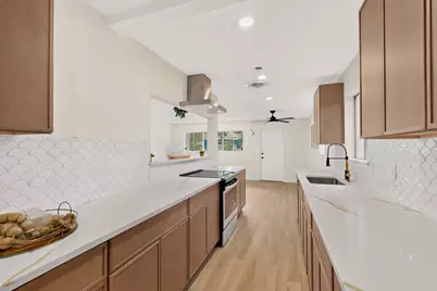 4649 South Drive W, Fort Worth, TX 76132 - Photo 9