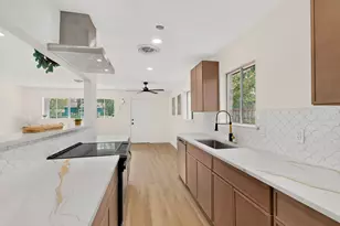 4649 South Dr W, Fort Worth, TX 76132 - Photo 11