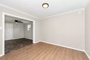 313 McCurdy St, Crowley, TX 76036 - Photo 5