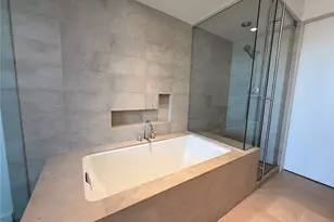 2900 McKinnon St, Dallas, TX 75201 - Photo 15