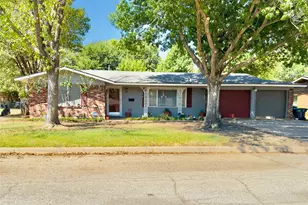1552 Montclair Dr, Fort Worth, TX 76103 - Photo 1