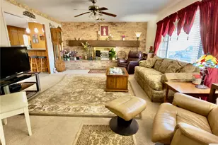 1552 Montclair Dr, Fort Worth, TX 76103 - Photo 3