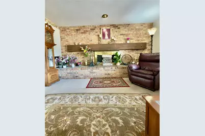 1552 Montclair Drive, Fort Worth, TX 76103 - Photo 5