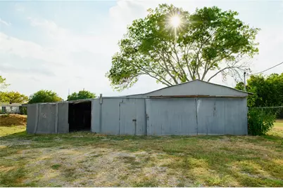 4401 Elementary Drive, Southmayd, TX 76268 - Photo 33