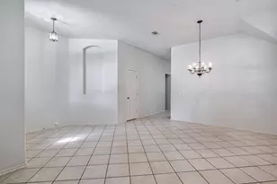 635 Blue Sky Dr, Arlington, TX 76002 - Photo 3