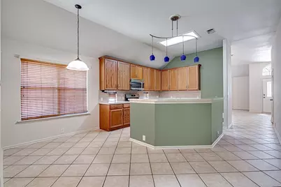 635 Blue Sky Drive, Arlington, TX 76002 - Photo 5